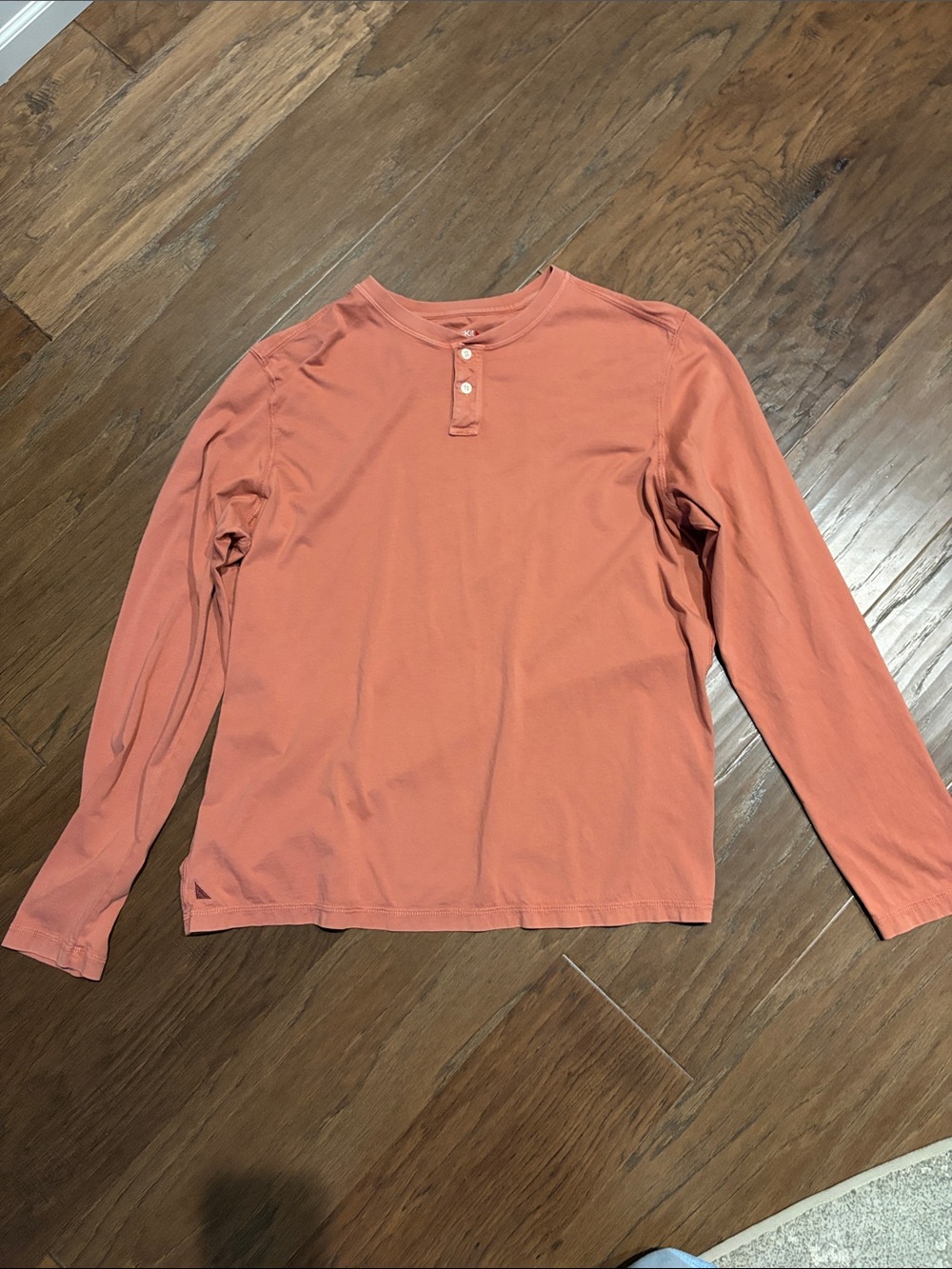 UNTUCKit Kids Long-Sleeve Henley in Coral